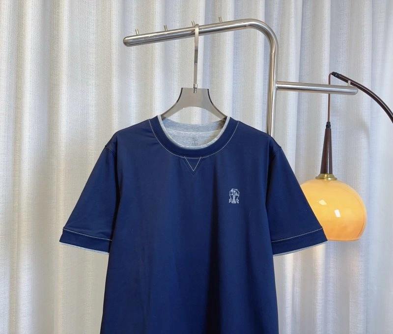 Brunello Cucinelli T-Shirts Sleek 151929