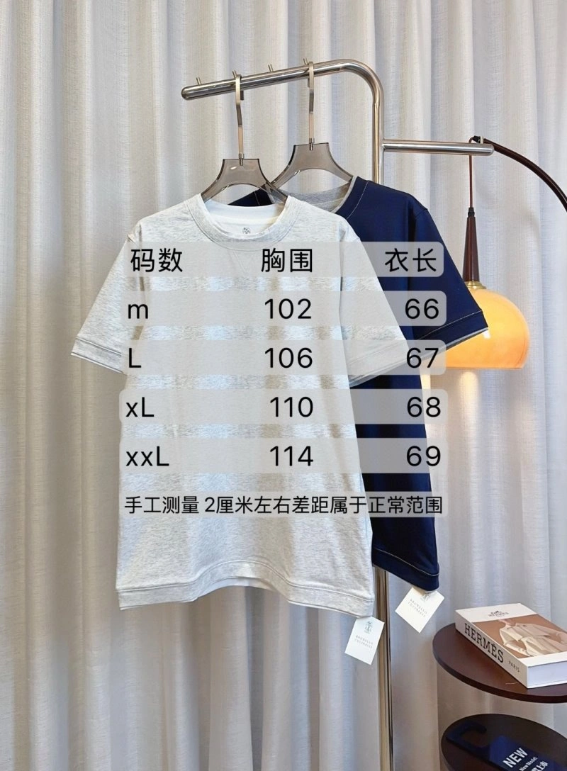 Brunello Cucinelli T-Shirts Sleek 151929