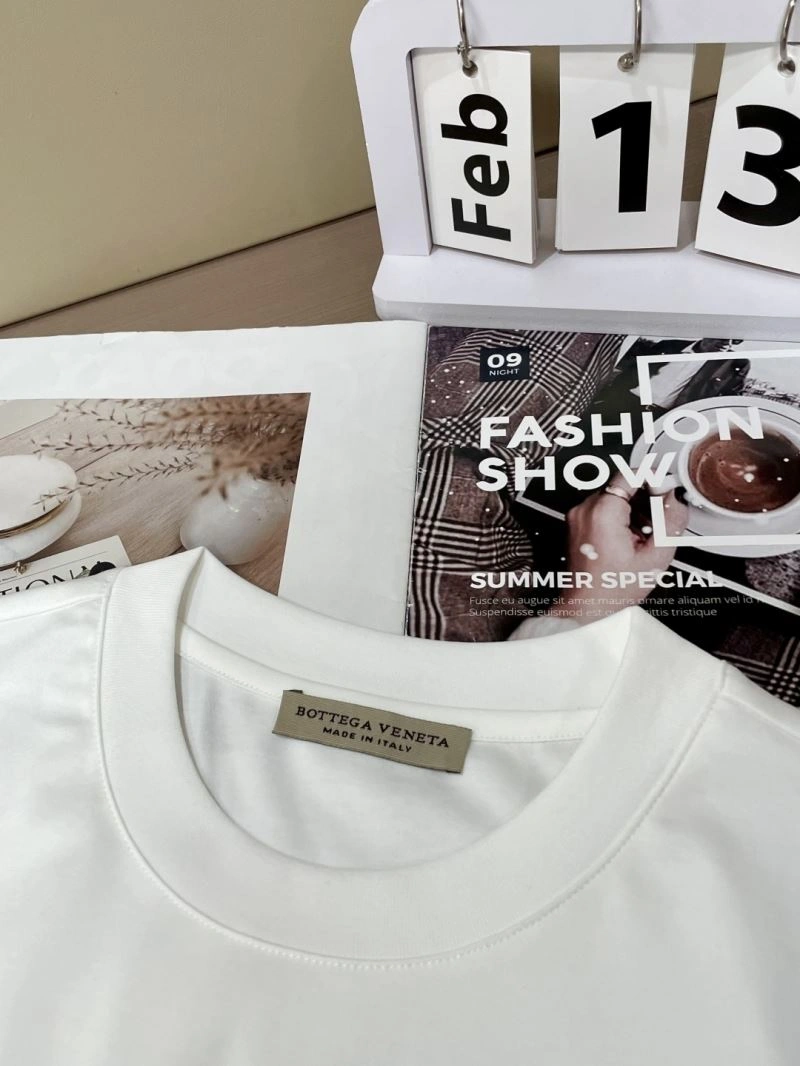 Sleek Brunello Cucinelli T-Shirts 160909