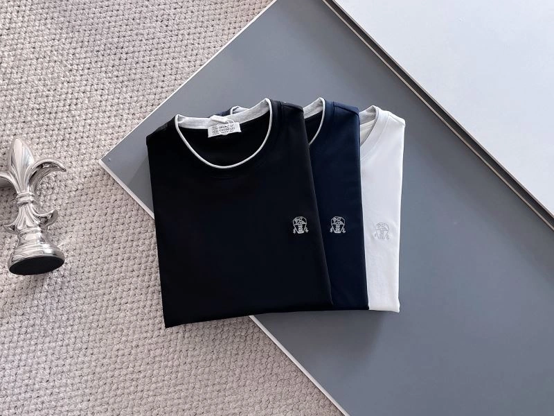 Brunello Cucinelli T-Shirts Chic 160863