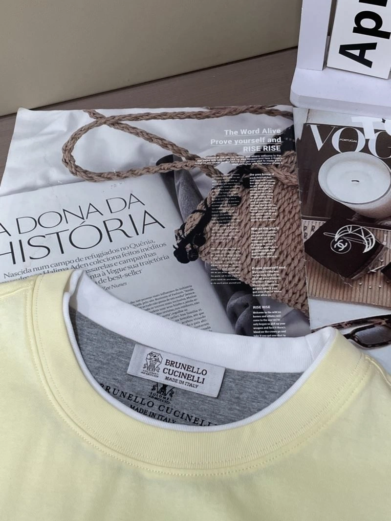 Brunello Cucinelli T-Shirts Modern 159689
