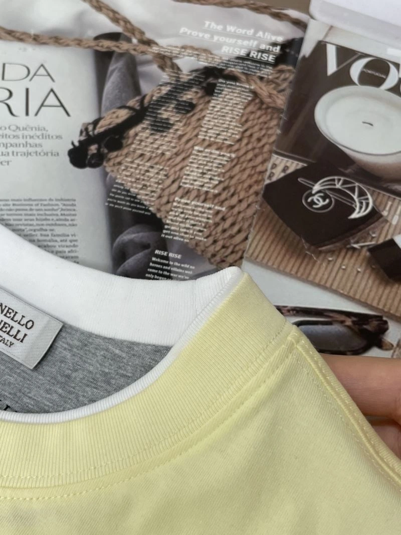 Brunello Cucinelli T-Shirts Modern 159689