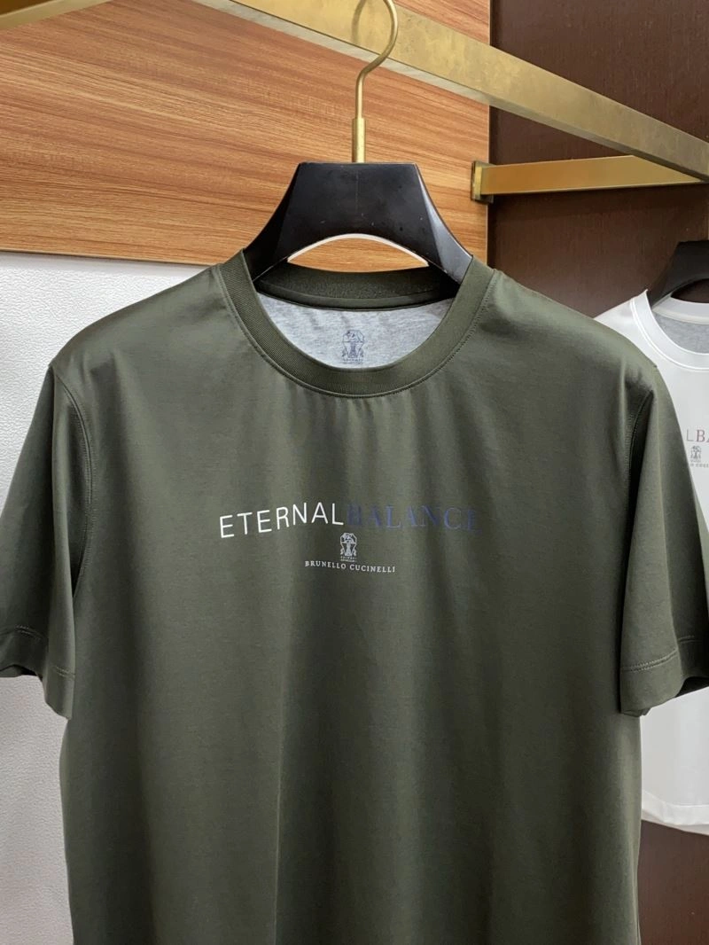 Brunello Cucinelli T-Shirts Comfortable 159692