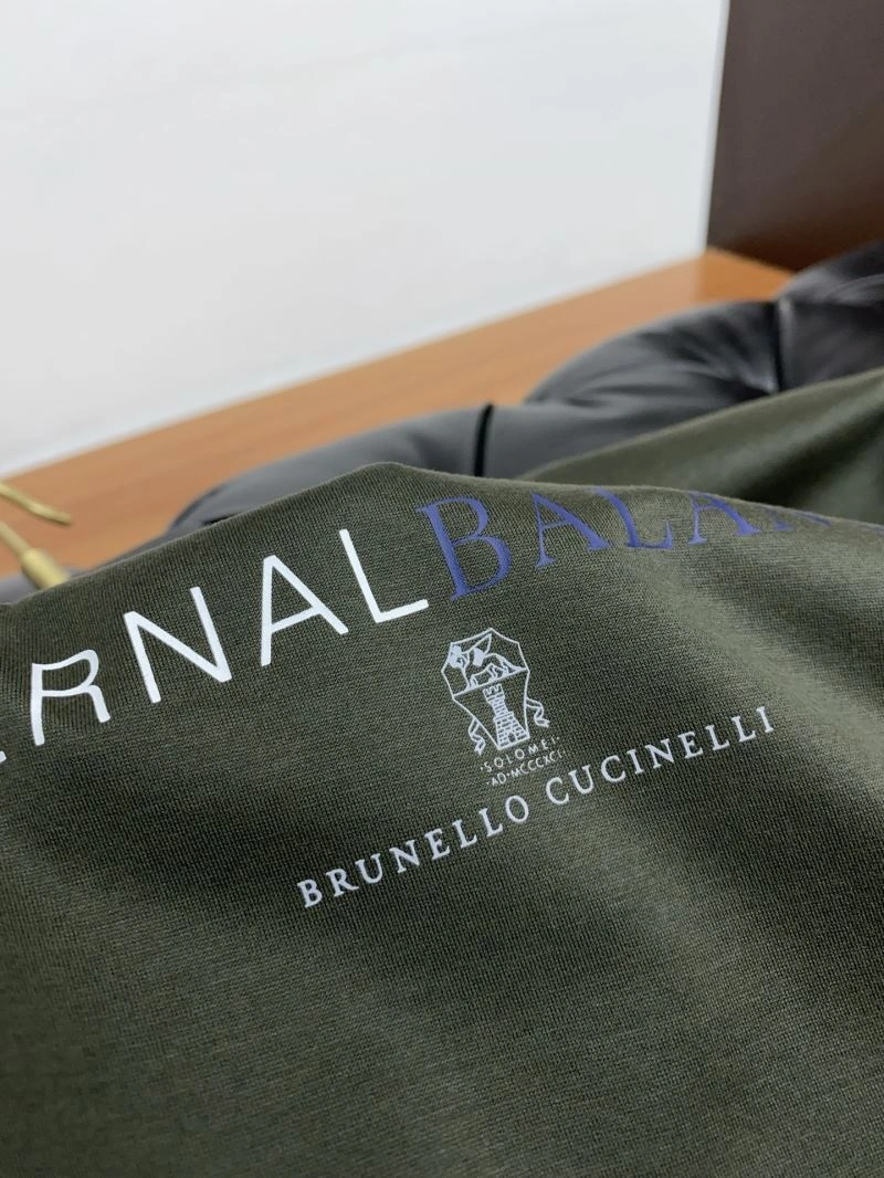 Brunello Cucinelli T-Shirts Comfortable 159692