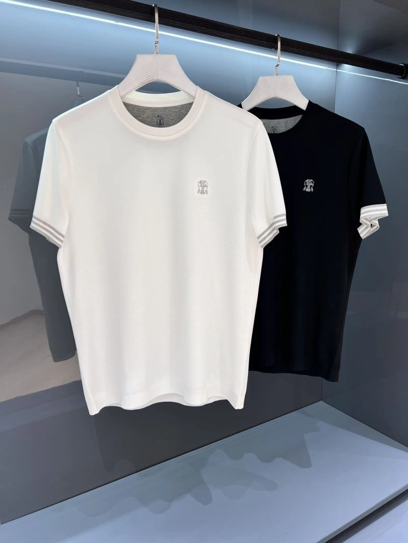 Sleek Brunello Cucinelli T-Shirts 159671