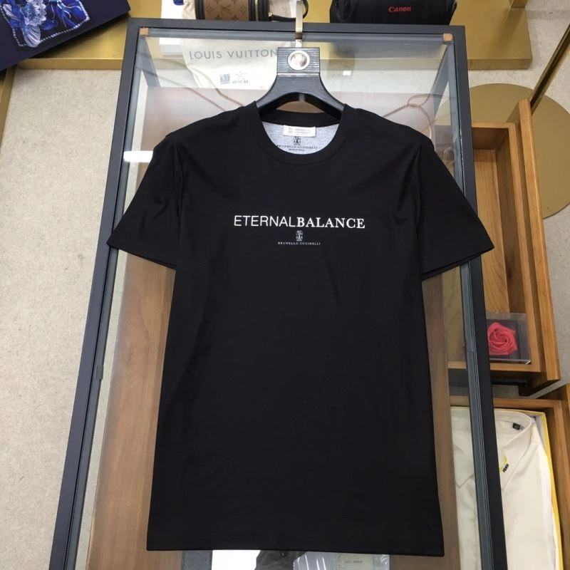 UrbanChic Brunello Cucinelli T-Shirts 158643