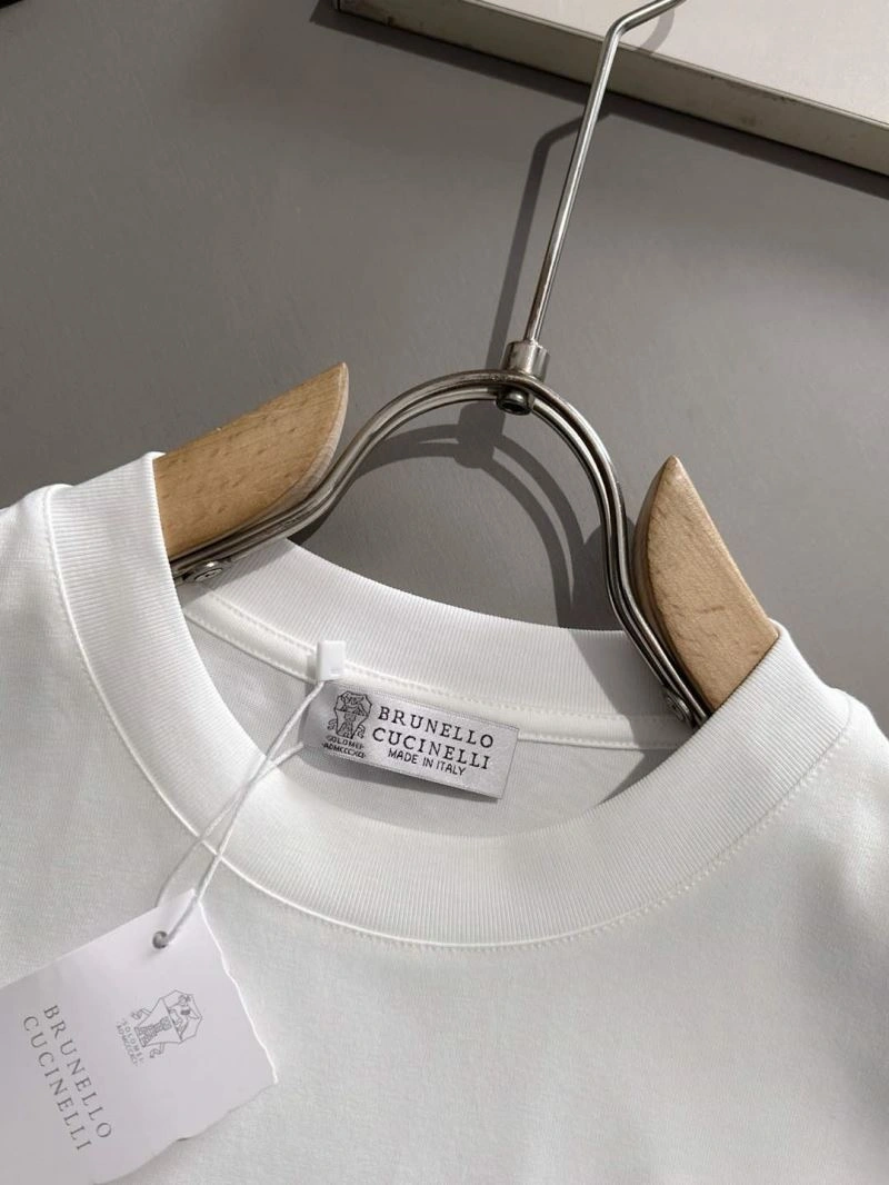 Effortless Brunello Cucinelli T-Shirts 158724