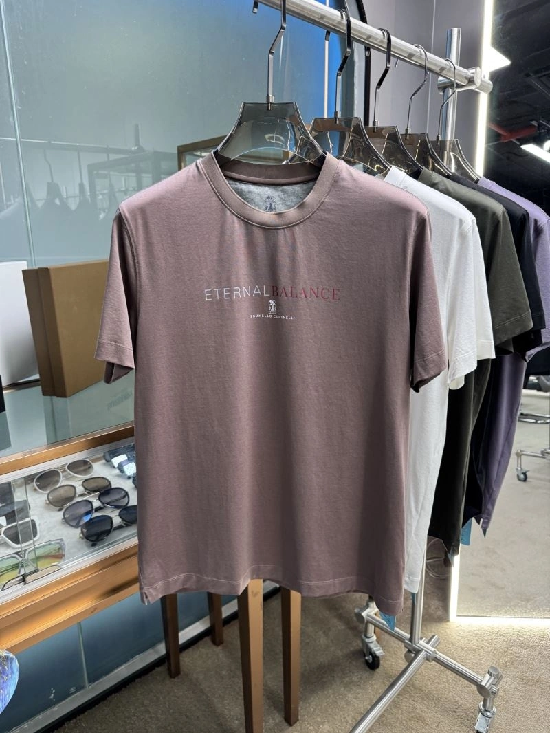 Unique Brunello Cucinelli T-Shirts 158623