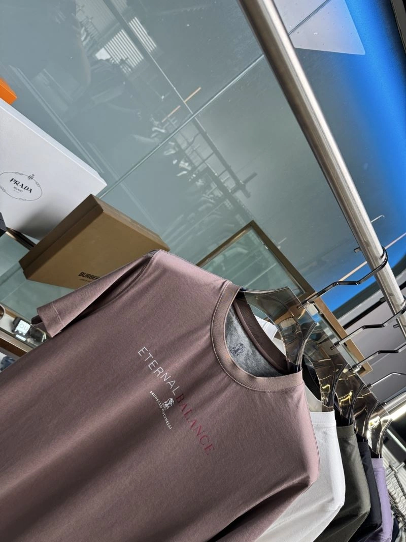 Unique Brunello Cucinelli T-Shirts 158623