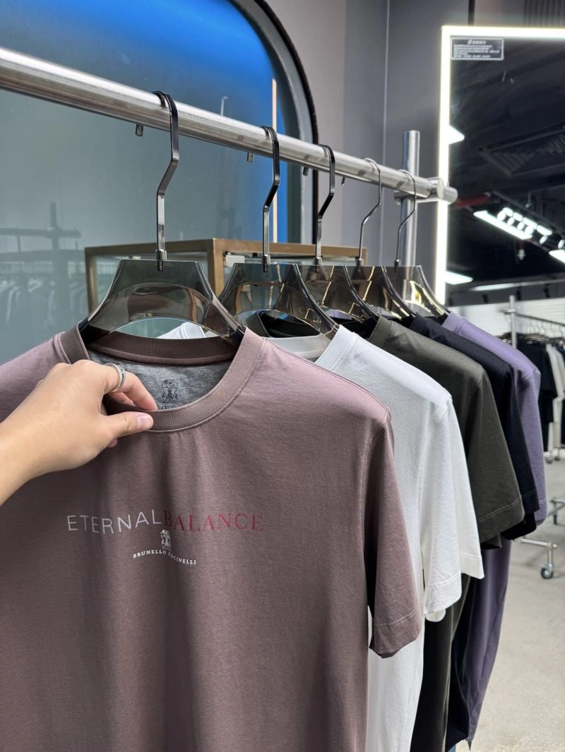 Unique Brunello Cucinelli T-Shirts 158623