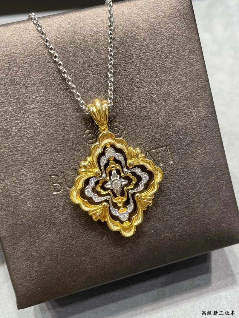 Tailored Buccellati Necklaces 210047