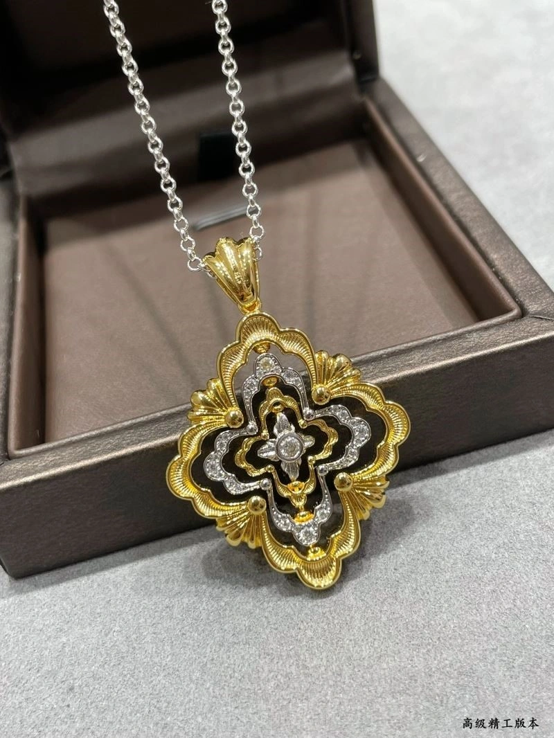 Tailored Buccellati Necklaces 210047