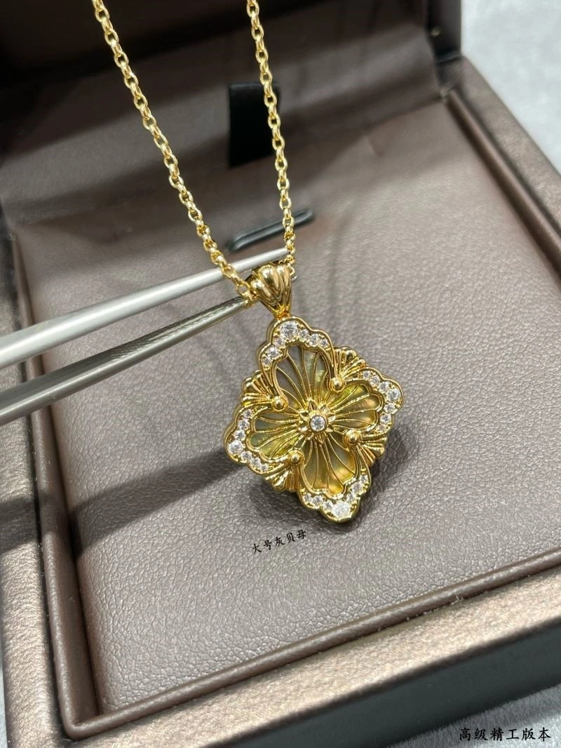 Original Buccellati Necklaces 210040