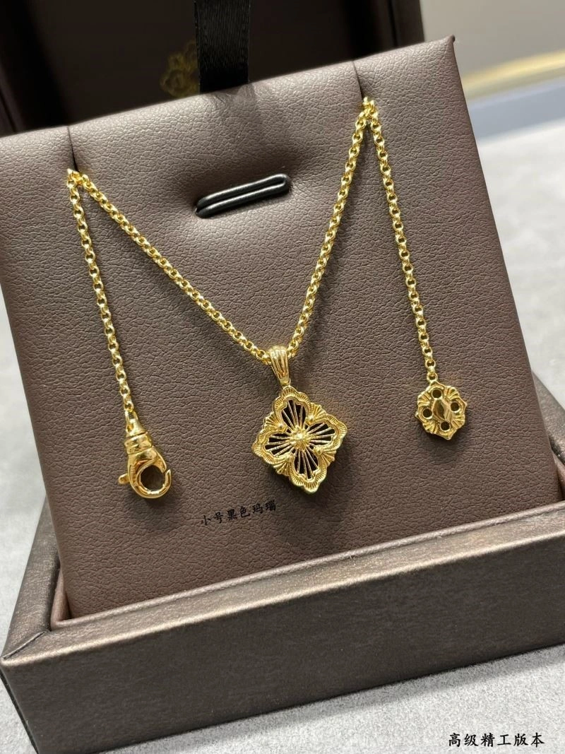 Buccellati Necklaces Bright 210038