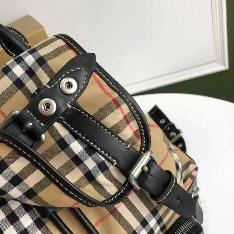 NewStyle Burberry Backpacks 38194