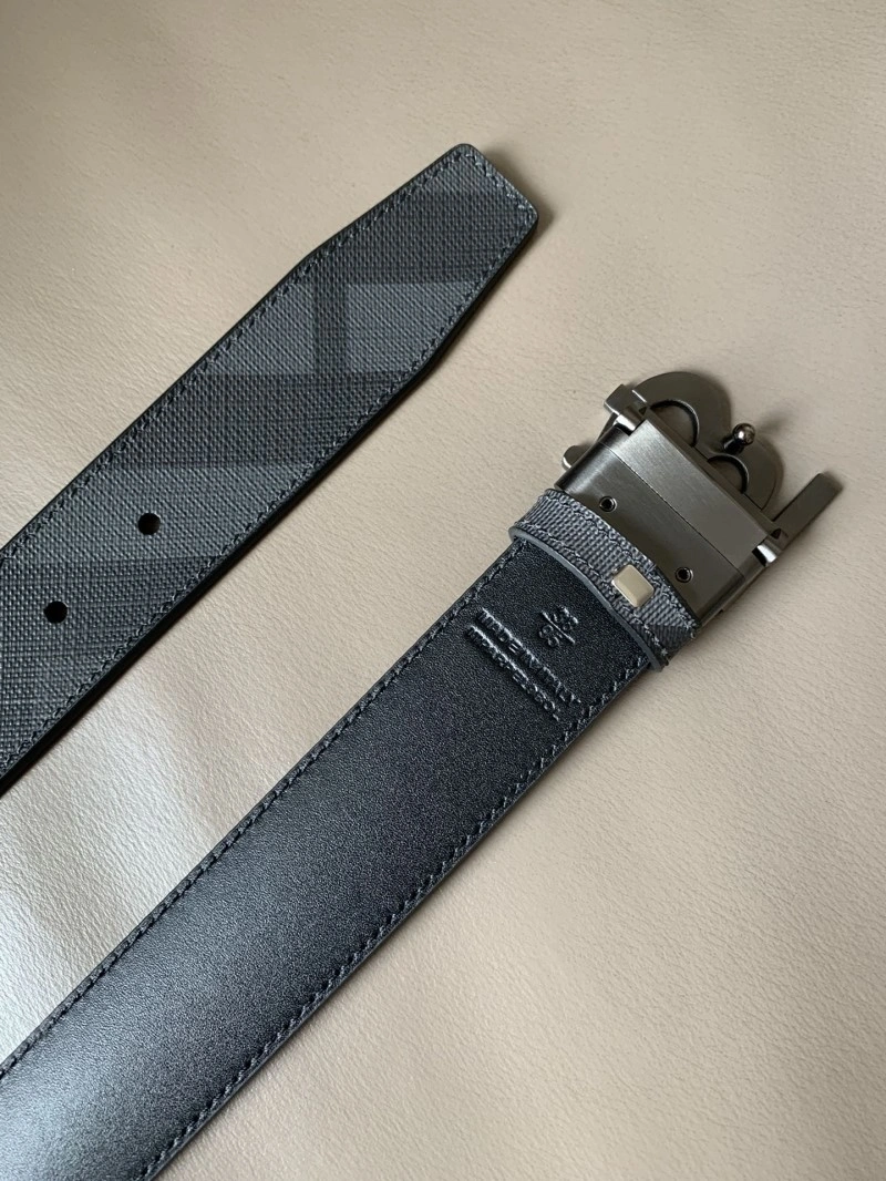 Burberry Belts Colorful 283187