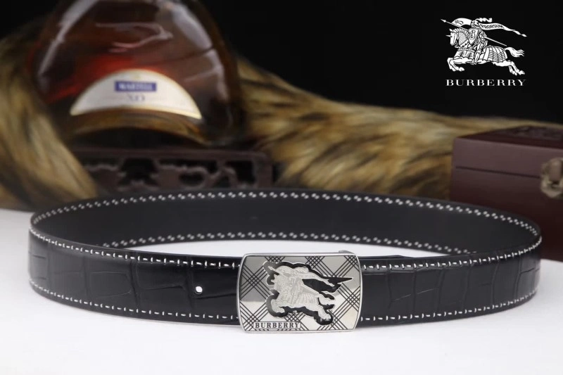 Minimalist Burberry Belts 283421