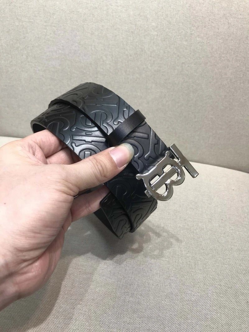 Burberry Belts Cozy 283160