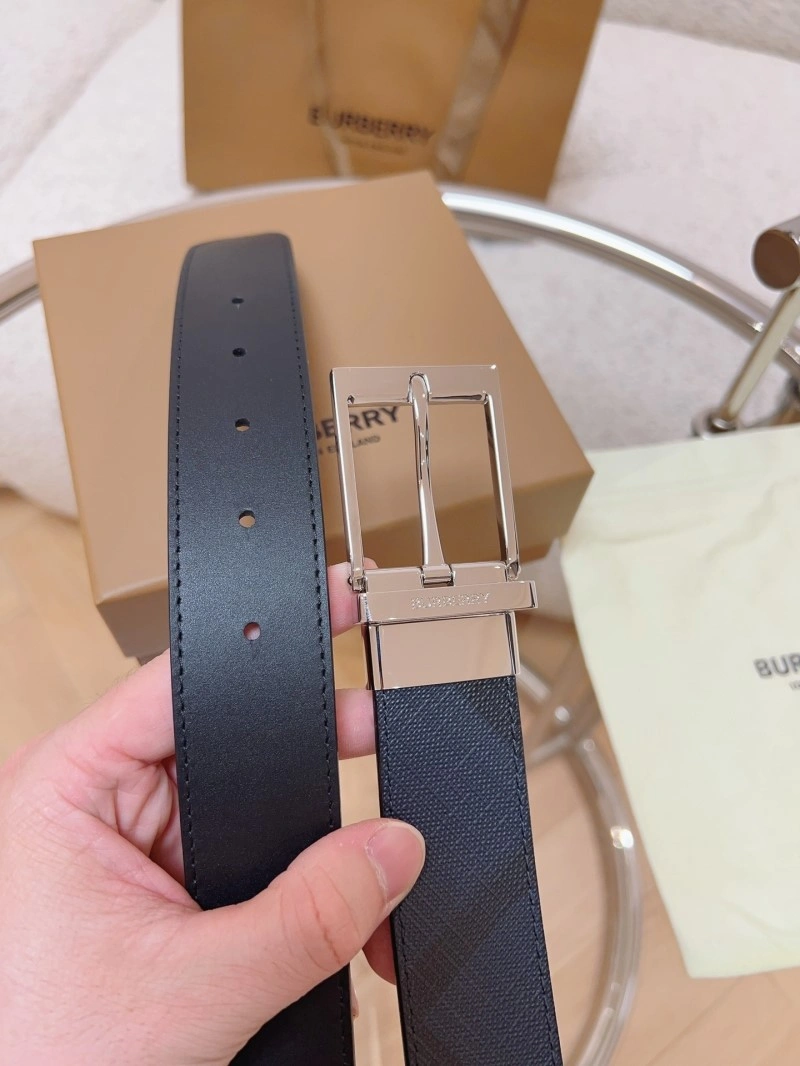 Burberry Belts Versatile 283142