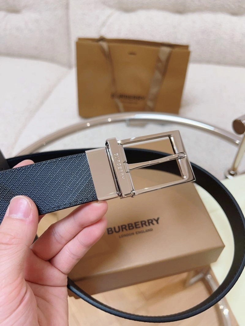 Burberry Belts Versatile 283142