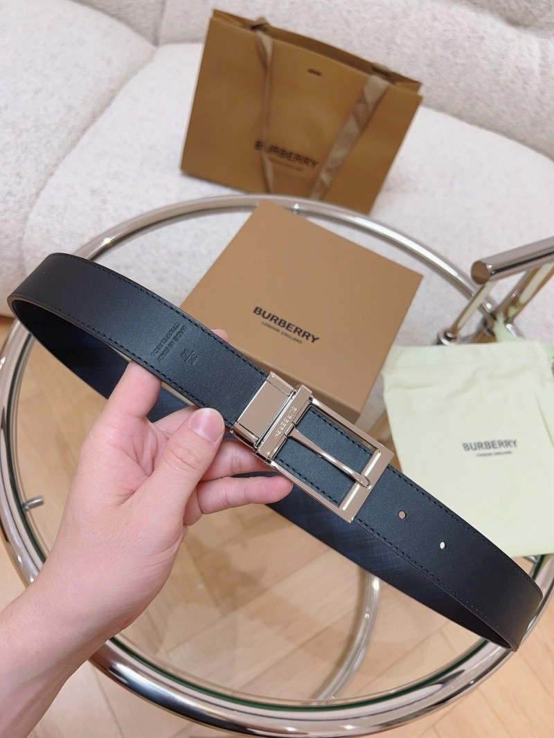 Burberry Belts Versatile 283142