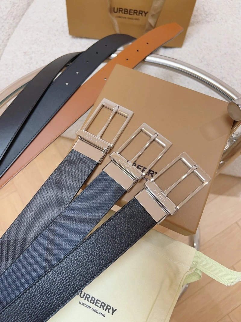 Burberry Belts Versatile 283142