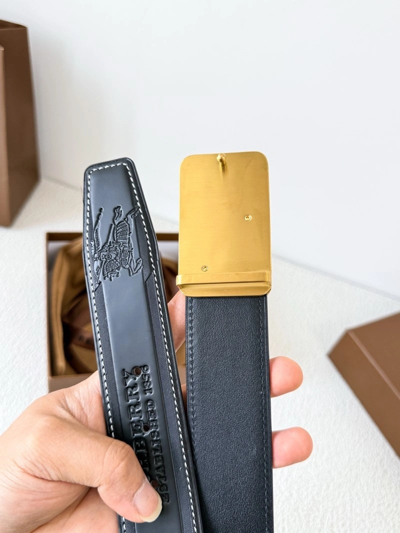 Burberry Belts Lightweight 283136