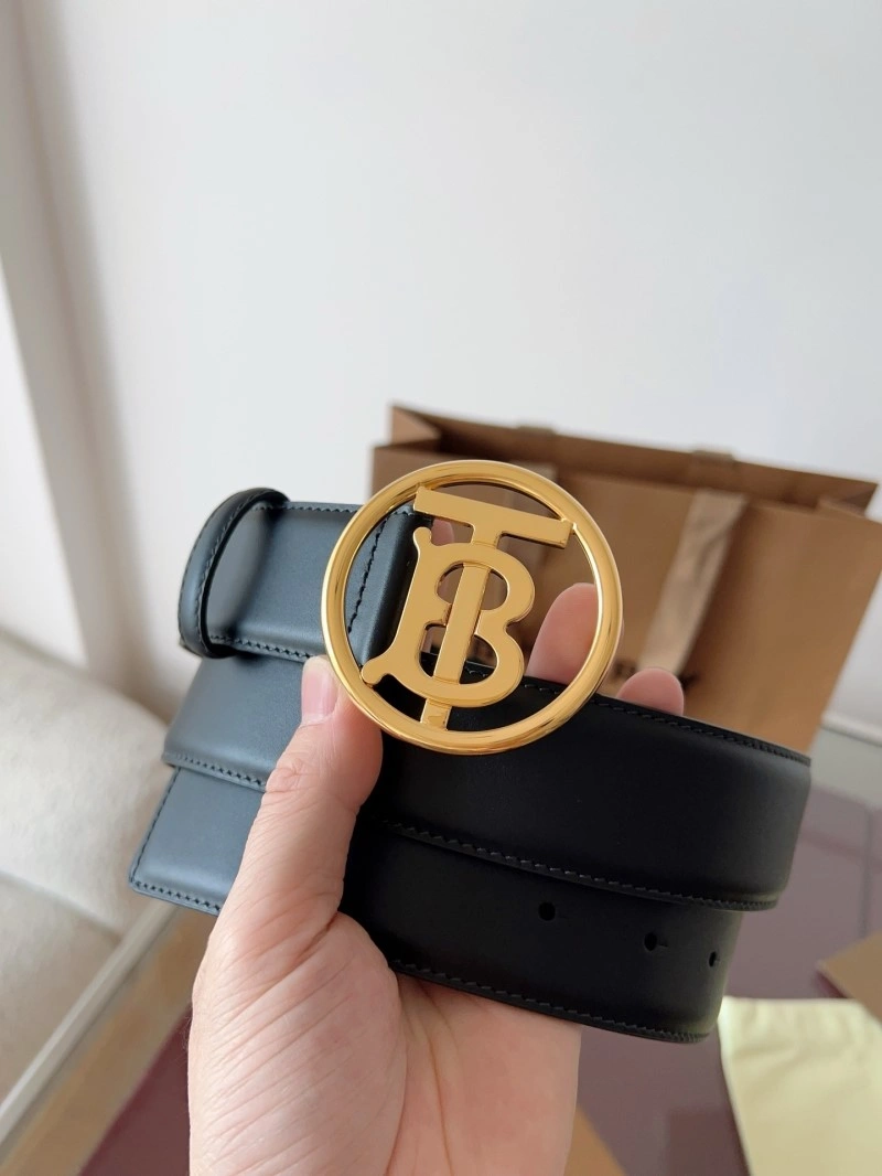 Burberry Belts Compact 283067