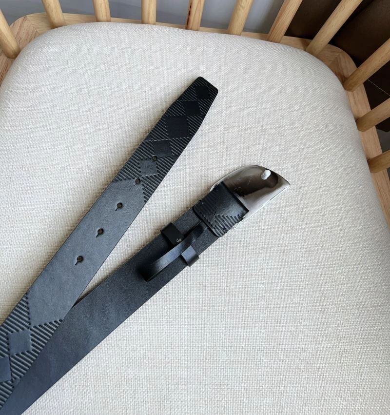 Burberry Belts Sleek 283540