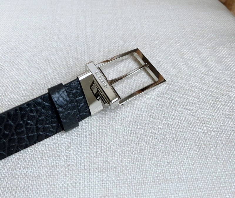Sporty Burberry Belts 283042