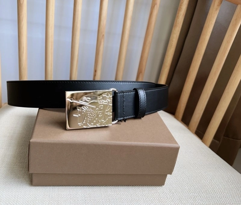 UrbanChic Burberry Belts 283024