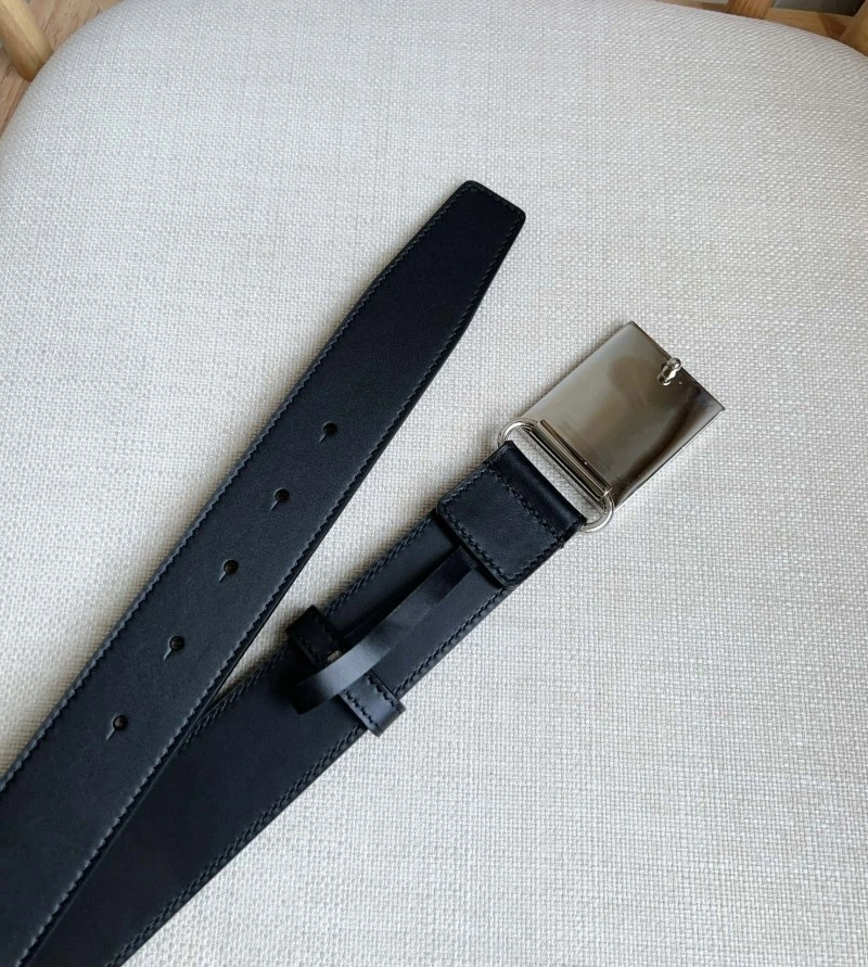 UrbanChic Burberry Belts 283024