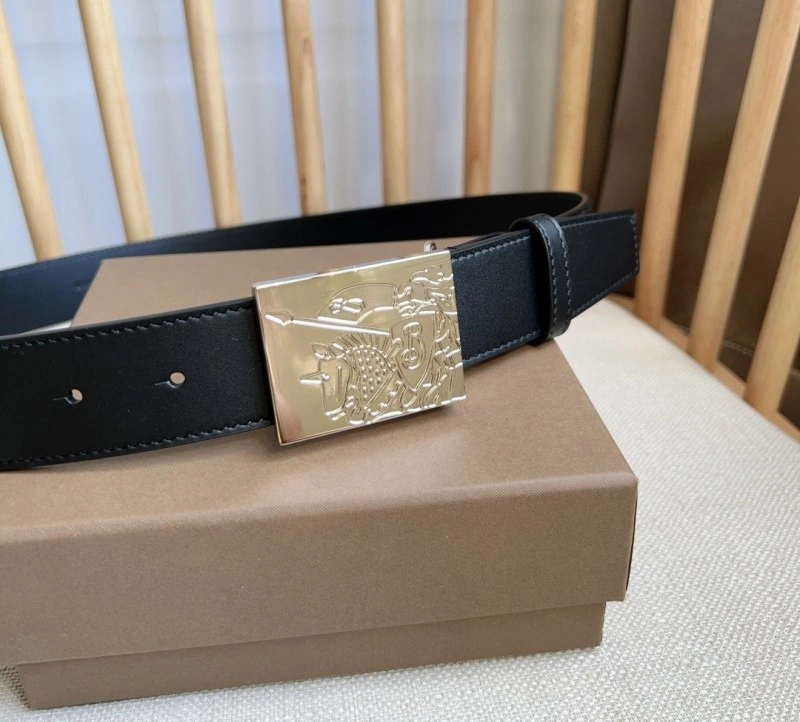 UrbanChic Burberry Belts 283024