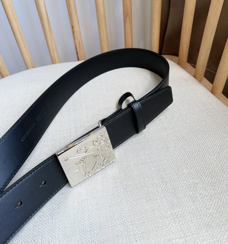 UrbanChic Burberry Belts 283024