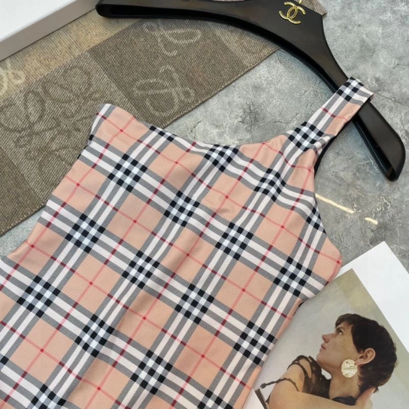 Flexible Burberry Bikins 255984
