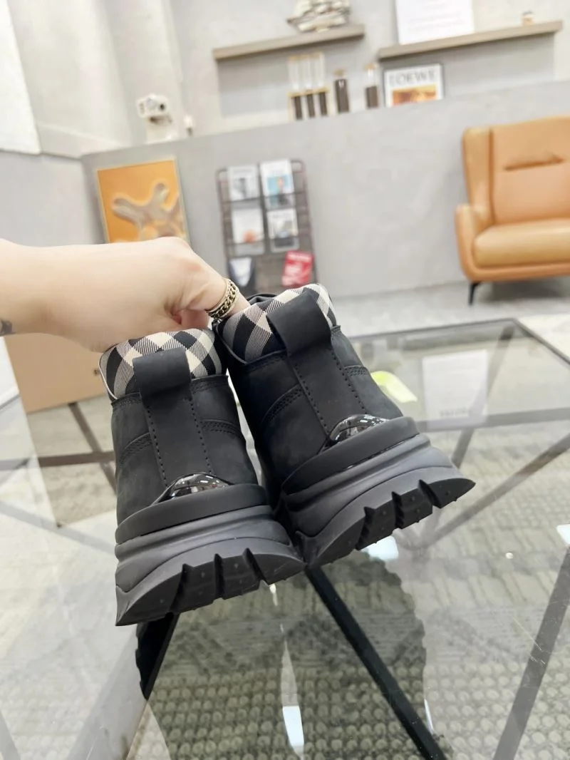 Burberry Boots Durable 17114