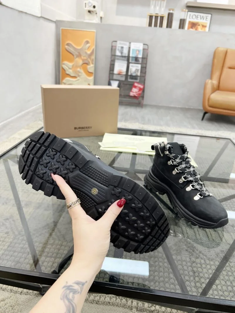 Burberry Boots Durable 17114