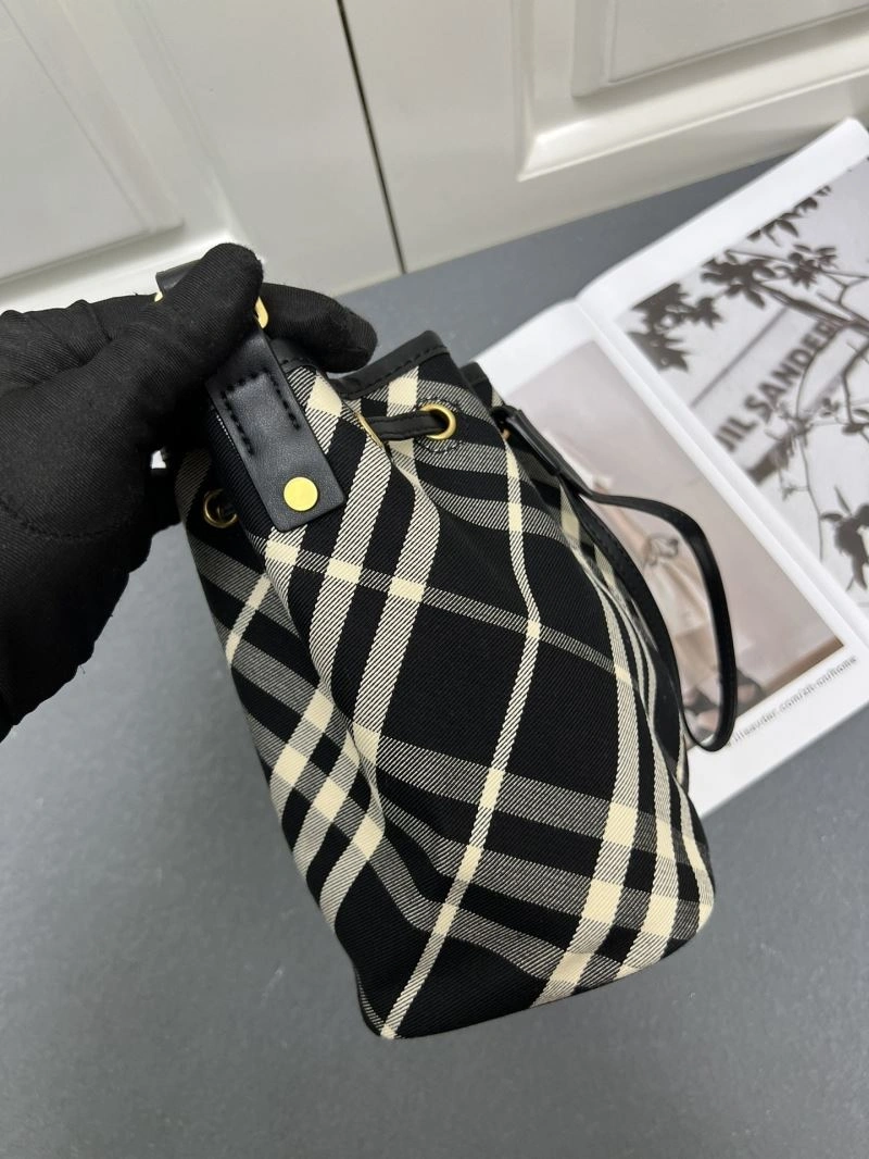 Burberry Bucket Bags Sustainable 84602
