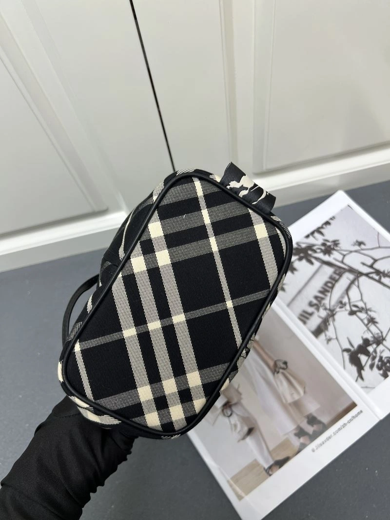 Burberry Bucket Bags Sustainable 84602