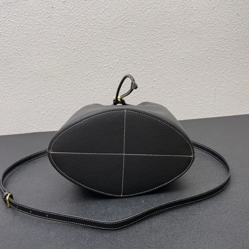 EyeCatching Burberry Bucket Bags 84600