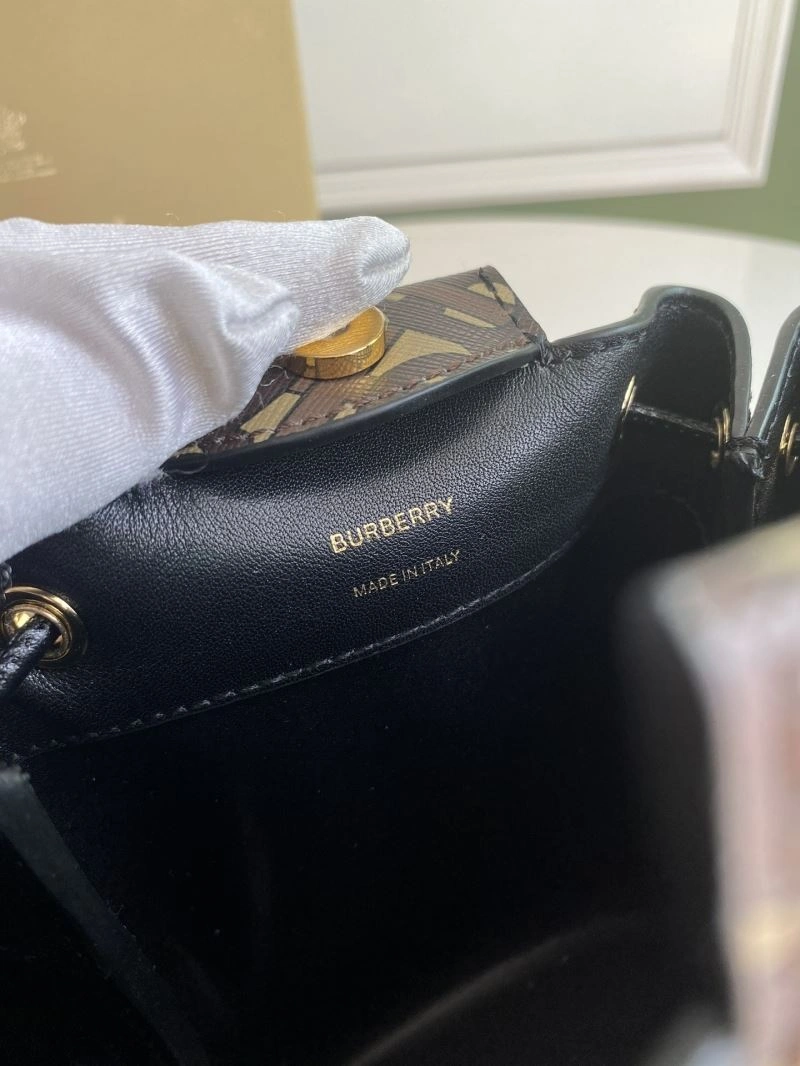Burberry Bucket Bags Trendsetting 64608