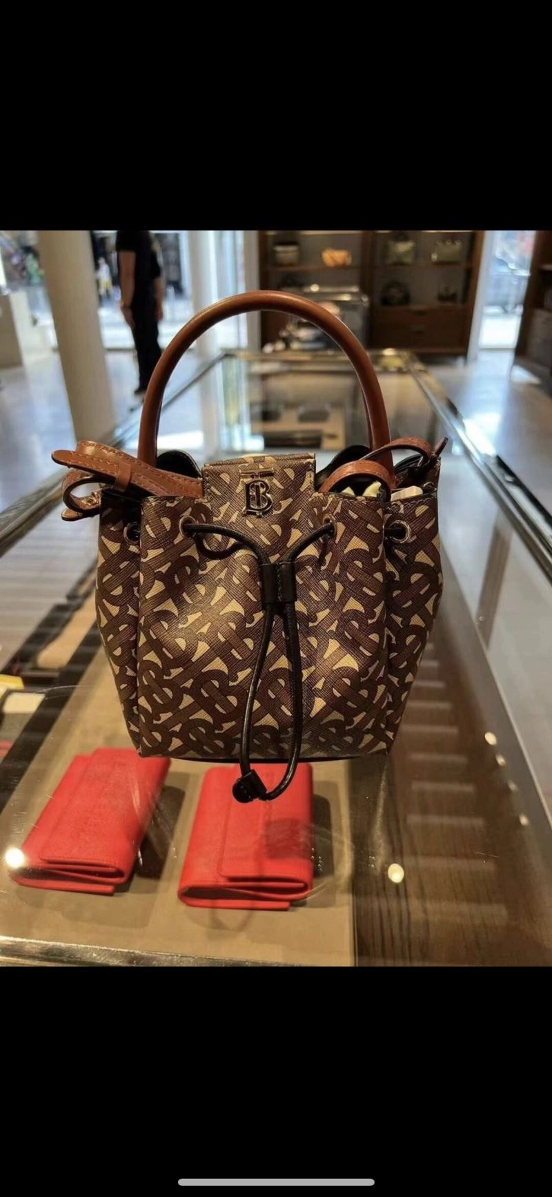 Burberry Bucket Bags Trendsetting 64608