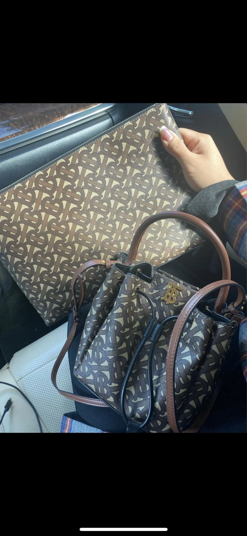 Burberry Bucket Bags Trendsetting 64608