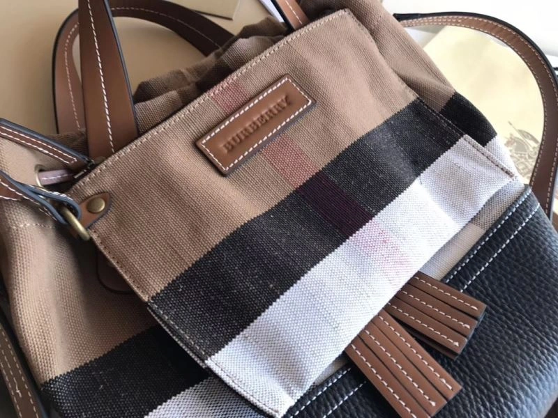 Burberry Bucket Bags Attractive 64602