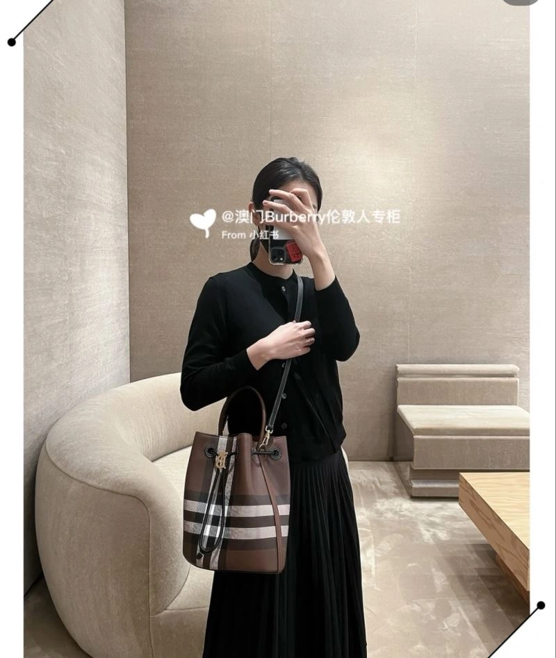 Functional Burberry Bucket Bags 64597