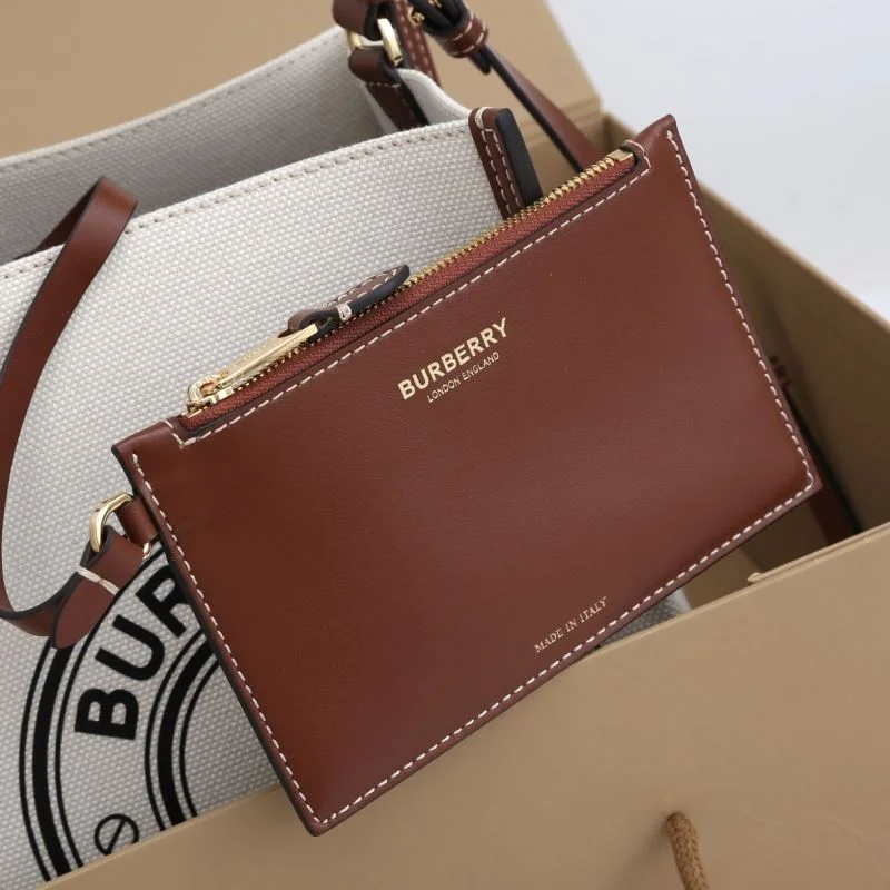 Burberry Bucket Bags Refined 51755