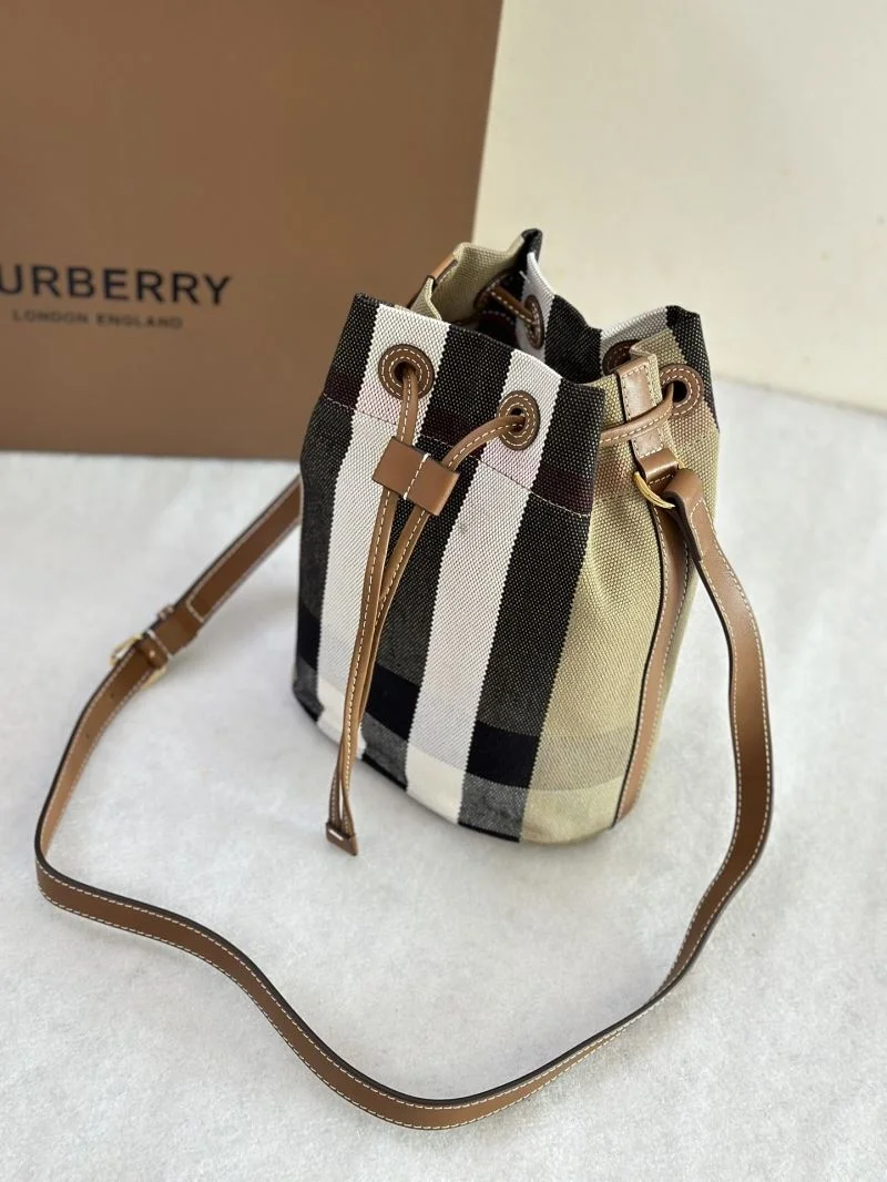 Burberry Bucket Bags Minimalist 51751