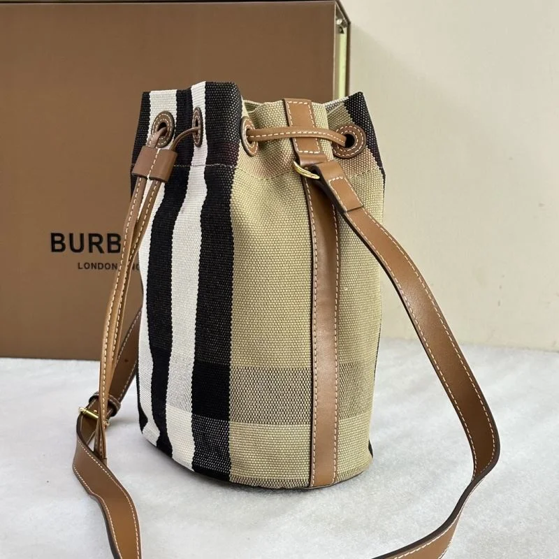 Burberry Bucket Bags Minimalist 51751