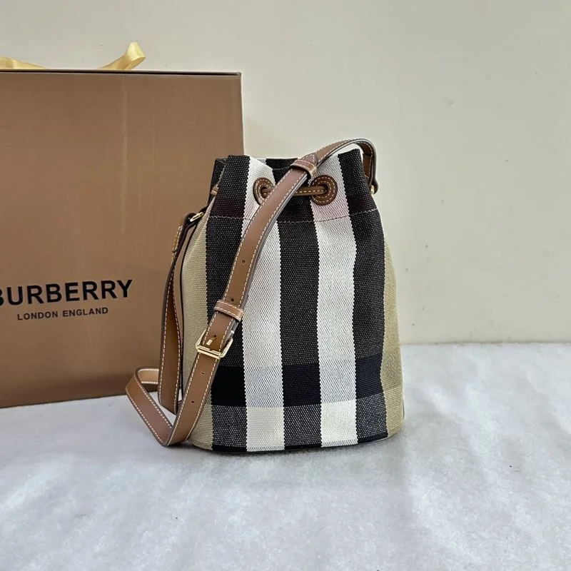 Burberry Bucket Bags Minimalist 51751