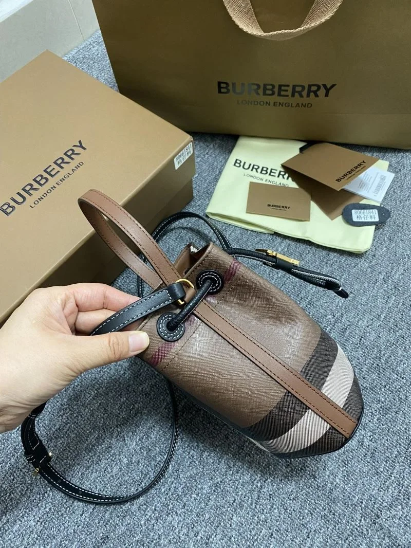 ComfortFit Burberry Bucket Bags 38152